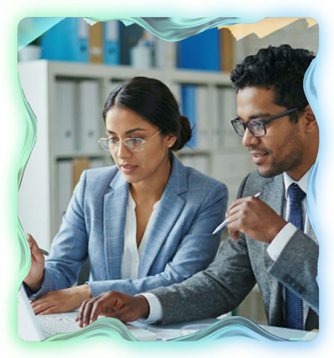 Reunião executiva para planejamento de implementação do sistema ERP TOTVS Protheus